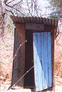 The bathroom at Vwasa